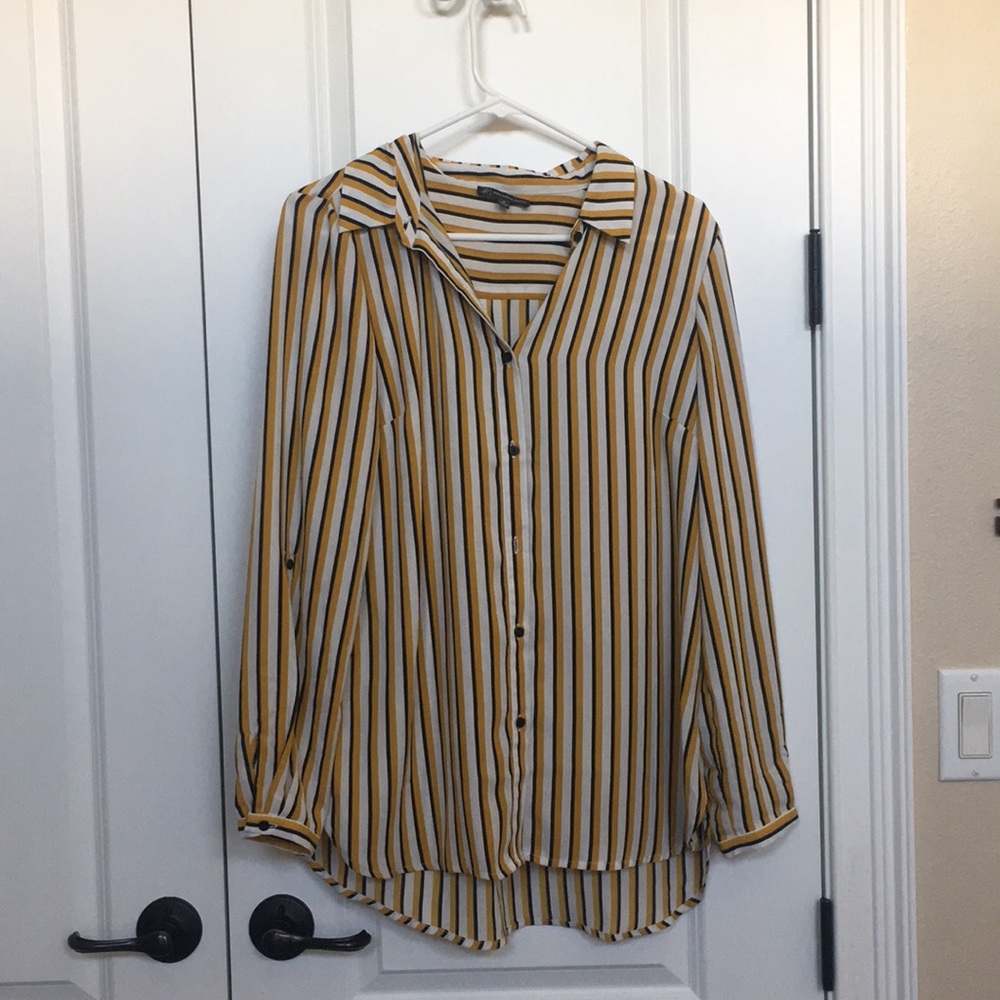 Adrianna papell black white yellow striped shirt